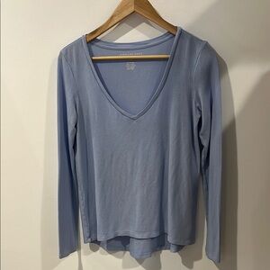 American Eagle Outfitters Women's Blue V-Neck Top soft & sexy size XS